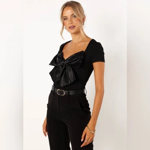 Petal & pup stain bow bodysuit nwot - Picture 3 of 6